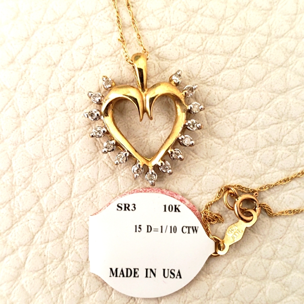 1/10 CT Diamond Heart Necklace
